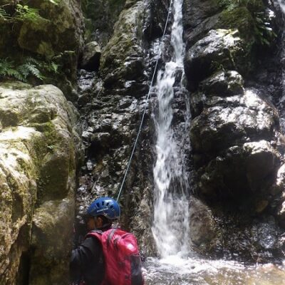 山くらぶ　初めての沢登り